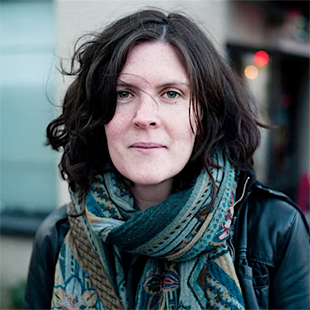 Headshot of Laura Farina