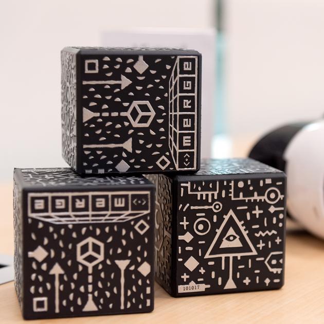 Merge cubes Merge cubes