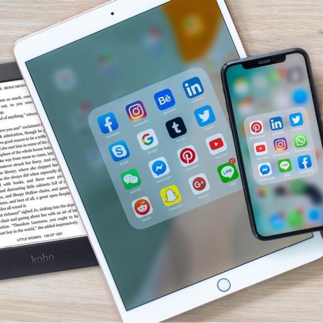 Drop-in technology help in Farsi کمک به رفع اشکال تکنولوژی به زبان فارسی